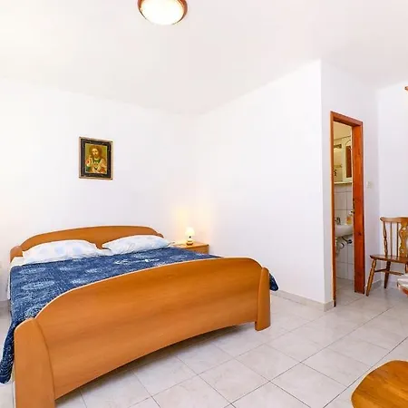 Kuca Fides Martinšćica