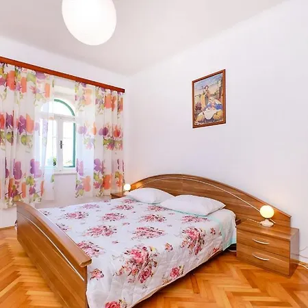 Kuca Fides Martinšćica